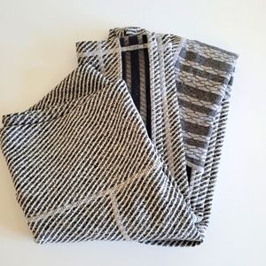 #2 💙 Mono B gray striped athletic workout casual full length leggings